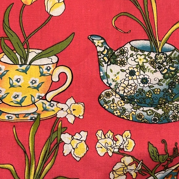 NWT Girl Krazy Little Girls Apron Dark Pink W/ Floral Teacups Teapot Print OSFM - Picture 2 of 7